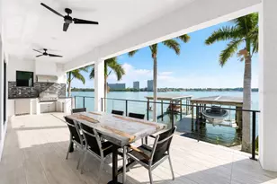 7801 9th Ave S, Saint Petersburg, FL 33707 - Photo 4