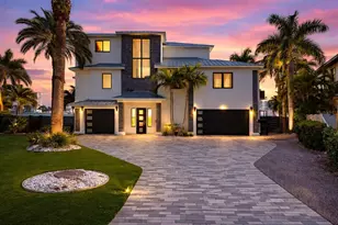 7801 9th Ave S, Saint Petersburg, FL 33707 - Photo 2