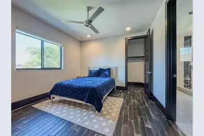 7801 9th Avenue S, Saint Petersburg, FL 33707 - Photo 44