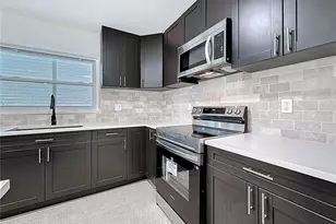 2161 Edythe Dr, Dunedin, FL 34698 - Photo 18