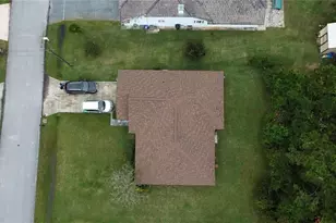 7 Brownstone Ln, Palm Coast, FL 32137 - Photo 10