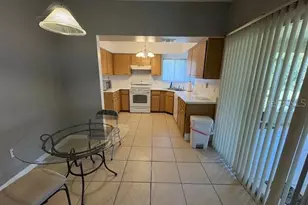 7 Brownstone Ln, Palm Coast, FL 32137 - Photo 16