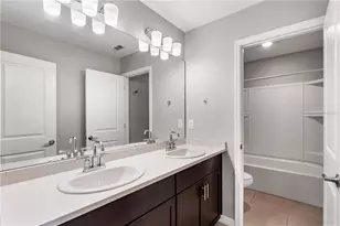 1139 Calico Pointe Cir, Groveland, FL 34736 - Photo 12