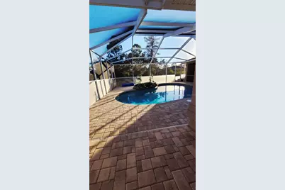 8476 Madrid Road, Weeki Wachee, FL 34613 - Photo 4