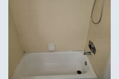 196 Riverbend Drive #102, Altamonte Springs, FL 32714 - Photo 10