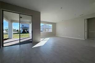 5648 Flame Vine Wy, Saint Cloud, FL 34771 - Photo 6