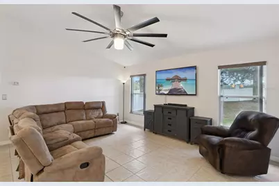 959 Princeton Drive, Clermont, FL 34711 - Photo 8