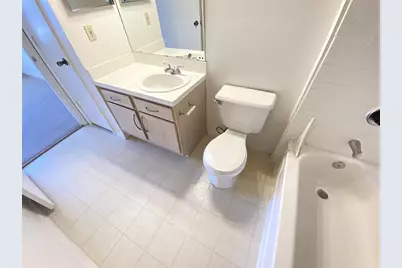 7340 Westpointe Boulevard #329, Orlando, FL 32835 - Photo 14