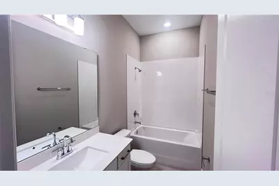 16381 Silver Brook Way, Winter Garden, FL 34787 - Photo 14