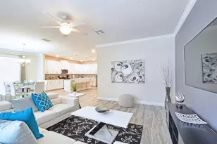 4718 Kings Castle Cir, Kissimmee, FL 34746 - Photo 8
