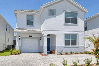 4718 Kings Castle Circle, Kissimmee, FL 34746 - Photo 1