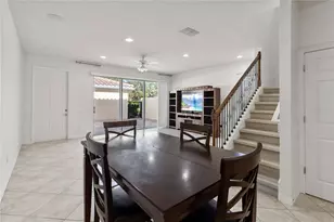 8681 Lower Villagewalk Cir, Orlando, FL 32827 - Photo 18