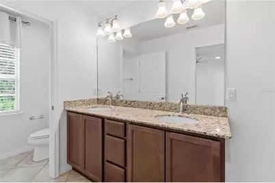 8681 Lower Villagewalk Circle, Orlando, FL 32827 - Photo 34