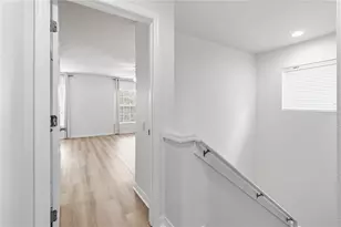 8681 Lower Villagewalk Cir, Orlando, FL 32827 - Photo 36