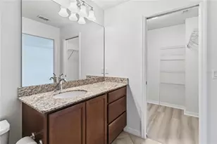 8681 Lower Villagewalk Cir, Orlando, FL 32827 - Photo 42