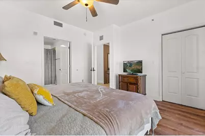 13427 Blue Heron Beach Drive #1401, Orlando, FL 32821 - Photo 8