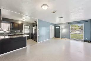 962 Saxon Blvd, Deltona, FL 32725 - Photo 6