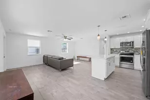 5641 NE 8th Ave, Wilton Manors, FL 33334 - Photo 8