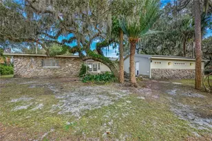 2518 Fort Lane Rd, Geneva, FL 32732 - Photo 2