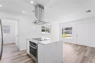 4447 Ivey Ct, Orlando, FL 32811 - Photo 4