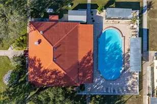 37513 Campo Ave, Zephyrhills, FL 33541 - Photo 34