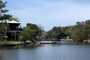 12108 W Gulf Breeze Ct, Crystal River, FL 34429 - Photo 4