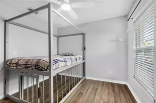 1062 Royal Ridge Dr, Davenport, FL 33896 - Photo 18