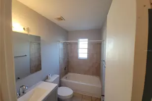 11102 Mahin Ln, Riverview, FL 33578 - Photo 10