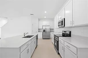 6028 Zen Wy, Clermont, FL 34714 - Photo 4