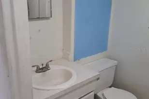 414 1/2 Miami St, Lake Wales, FL 33853 - Photo 6