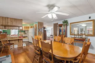 221 Pinewood Dr, Eustis, FL 32726 - Photo 6