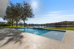 4916 Parkview Dr, Saint Cloud, FL 34771 - Photo 2