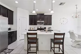 2608 Limerick Cir, Grand Island, FL 32735 - Photo 8