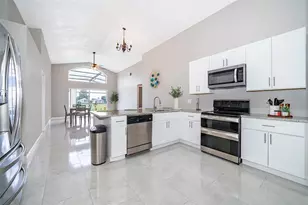 207 Langham Dr, Davenport, FL 33897 - Photo 8