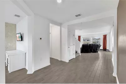 730 Hitch Loop, Saint Cloud, FL 34772 - Photo 4