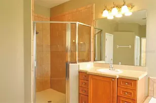 4906 E Lake Cove Blvd, Saint Cloud, FL 34771 - Photo 10