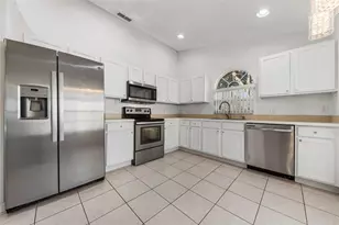 2627 Oneida Loop, Kissimmee, FL 34747 - Photo 6