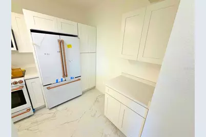 5560 Metrowest Blvd #308, Orlando, FL 32811 - Photo 8