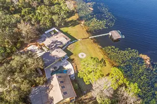 811 Billsborough Rd, Geneva, FL 32732 - Photo 2