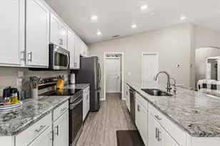 1539 Eucalyptus Wy, Davenport, FL 33837 - Photo 10