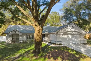 1561 Rockwell Heights Dr, Deland, FL 32724 - Photo 2