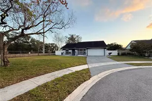 7702 Legacy Ln, Orlando, FL 32818 - Photo 2