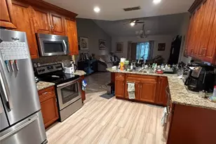 7702 Legacy Ln, Orlando, FL 32818 - Photo 14