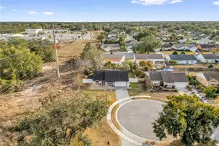 7702 Legacy Ln, Orlando, FL 32818 - Photo 4