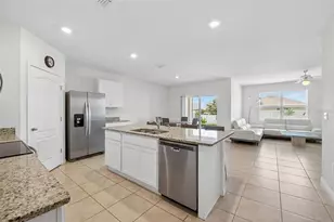 947 Serchio St, Haines City, FL 33844 - Photo 4