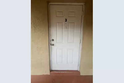 715 Michigan Court #3, Saint Cloud, FL 34769 - Photo 4