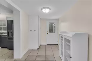 1124 Edgewater Ct, Orlando, FL 32804 - Photo 12