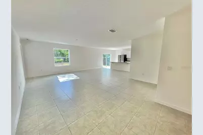 560 Walnut Avenue, Orange City, FL 32763 - Photo 4