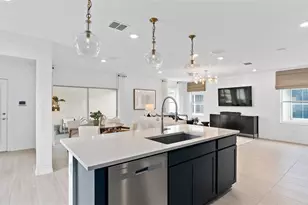 10711 Leafy Laurel St, Orlando, FL 32829 - Photo 12