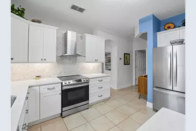 2761 Eagle Glen Circle, Kissimmee, FL 34746 - Photo 16